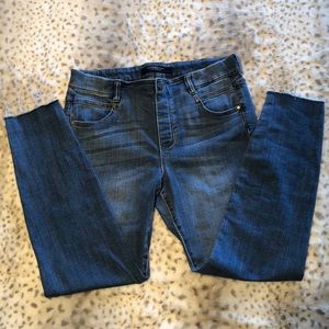 Liverpool Skinny Ankle Frayed Hem Jeans Size 10